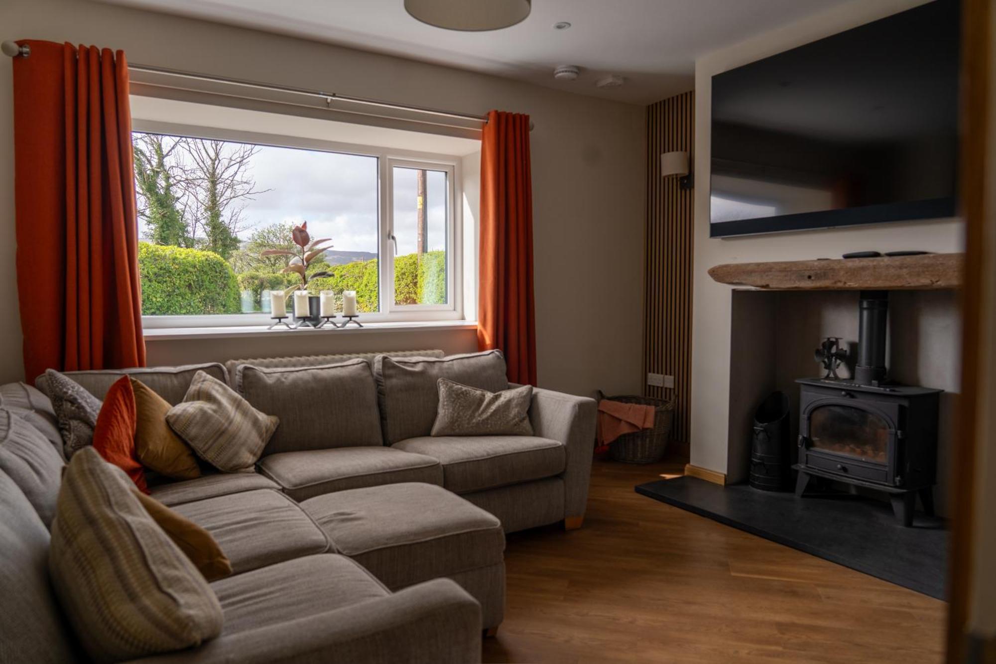 Holiday home Plas Coch, Snowdon Views With Large Garden Caernarfon