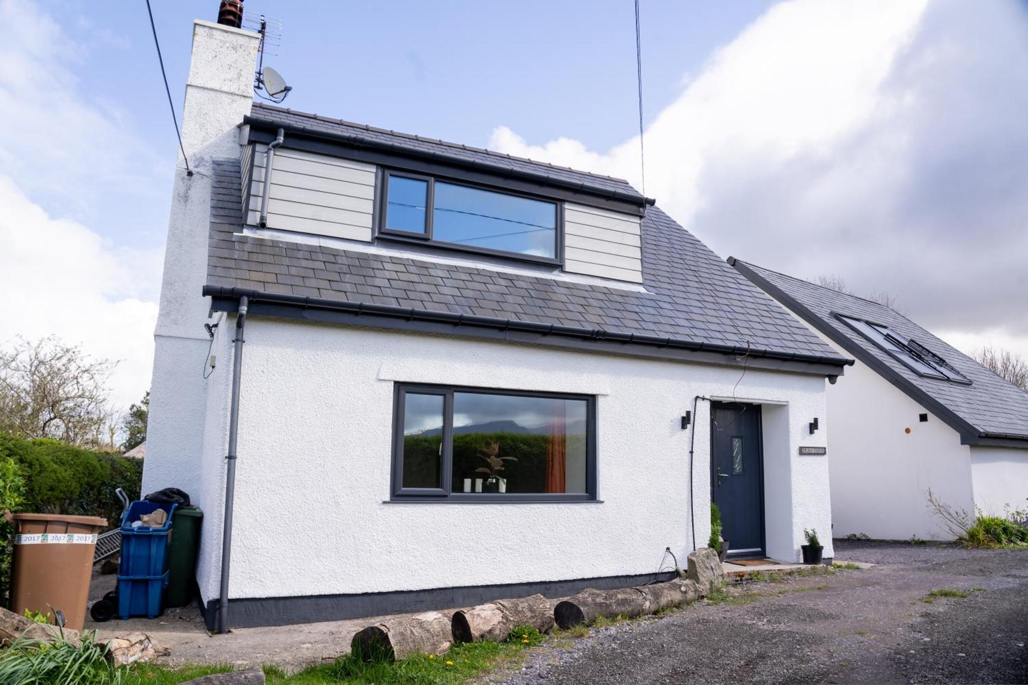 Holiday home Plas Coch, Snowdon Views With Large Garden *